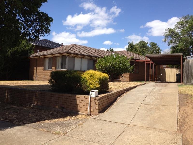 53 Wolverton Drive, Gladstone Park, VIC 3043