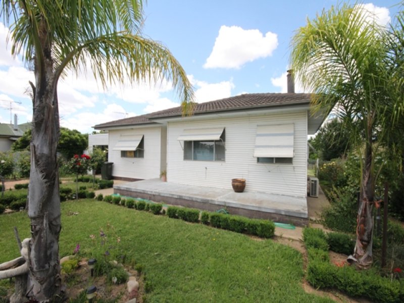 73 Urana Street, The Rock, NSW 2655