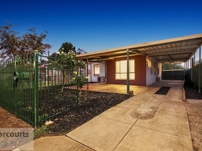 24 Hogarth Road, Elizabeth South, SA 5112