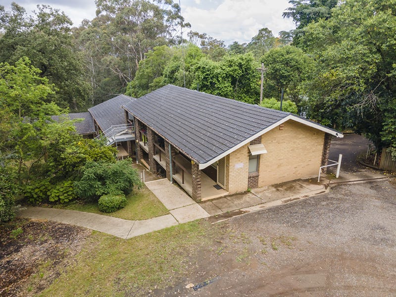4 David Road, Springwood, NSW 2777 Property Details