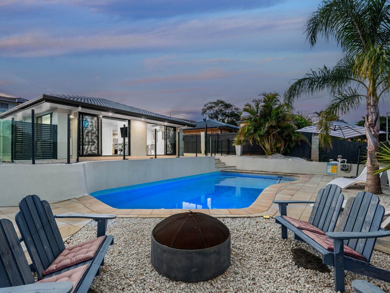 10 Billan Street, Carina, Qld 4152 House for Sale