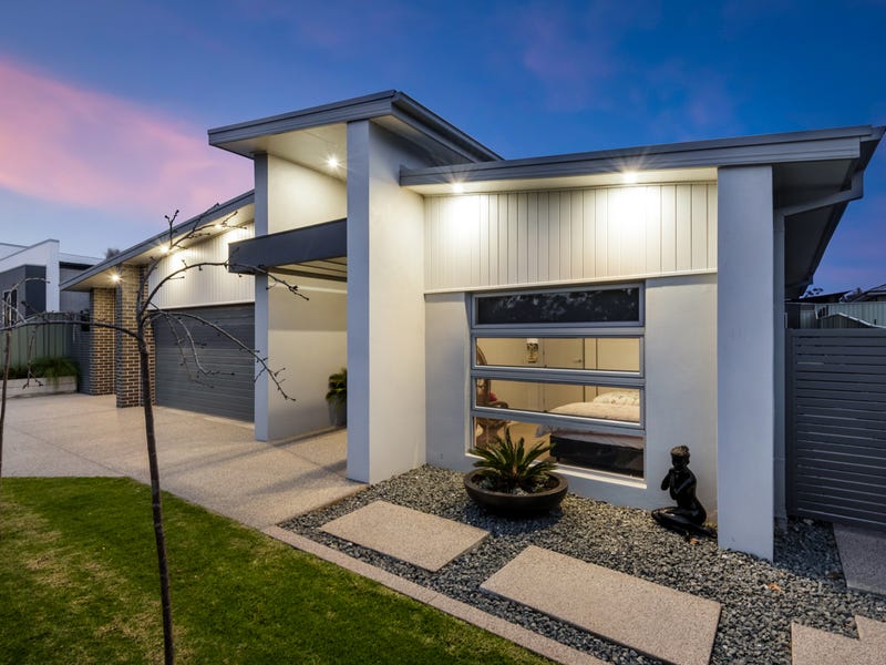 4 Merlot Close, Maiden Gully, Vic 3551 House for Sale