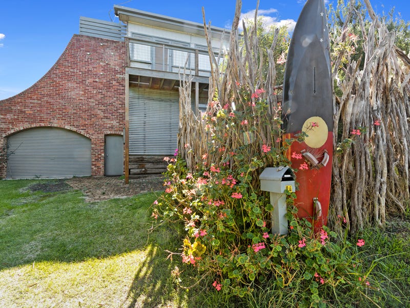 94 Surf Parade, Inverloch, Vic 3996 Property Details