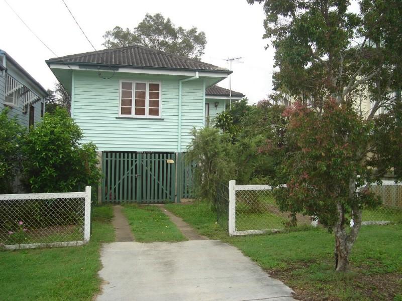 62 Amy St, Hawthorne, Qld 4171 Property Details