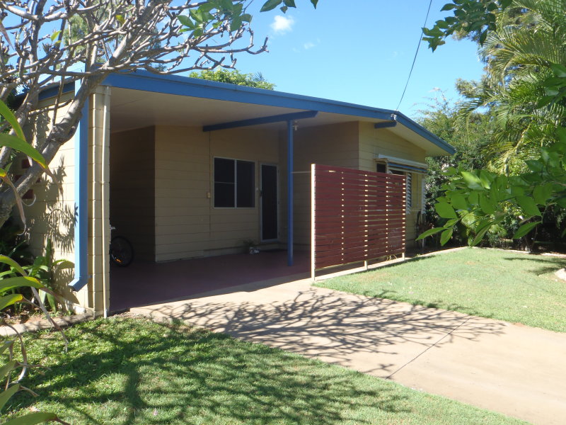1 Cuthbert Street, Moranbah, QLD 4744