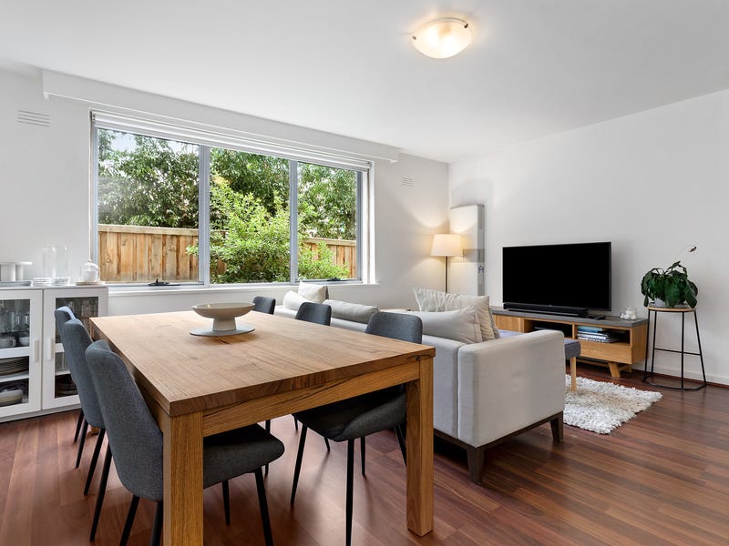 3/2A Robe Street, St Kilda, Vic 3182