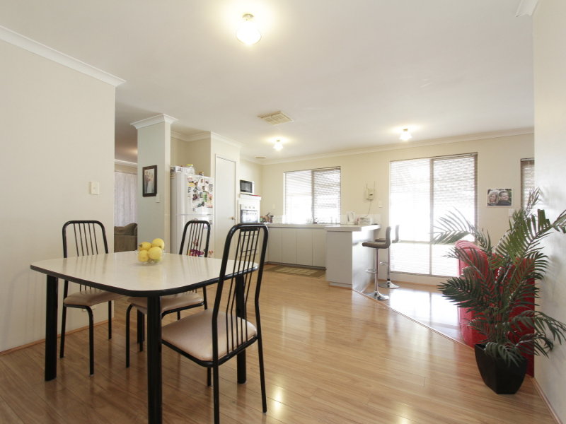 10 Knoll Place, Kiara, WA 6054