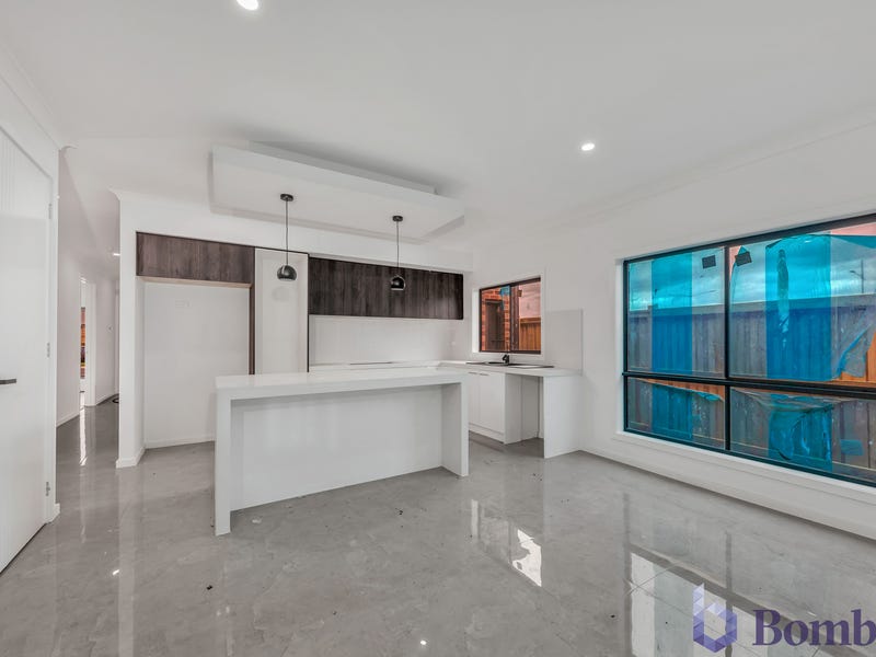 11 Ovata Grove, Donnybrook, Vic 3064 House for Sale