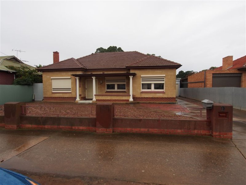 17 Findon Road, Woodville South, SA 5011