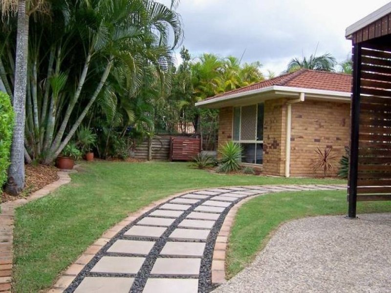 57 Mcpherson Road, Sinnamon Park, QLD 4073