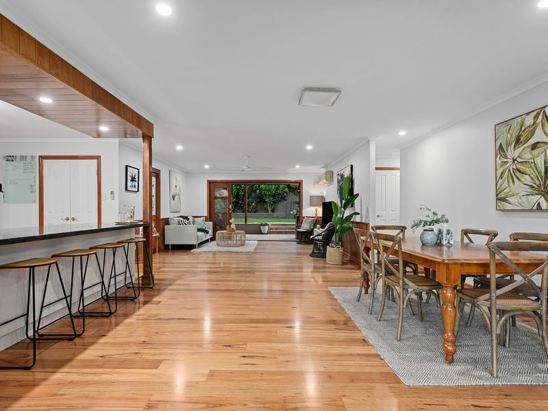 15 Capitol Drive, Jindalee, QLD 4074