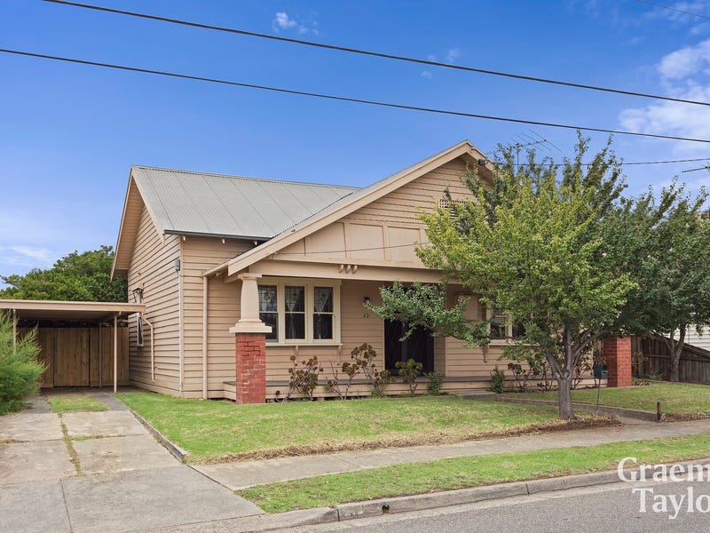 12 Stubbs Avenue, North Geelong, VIC 3215