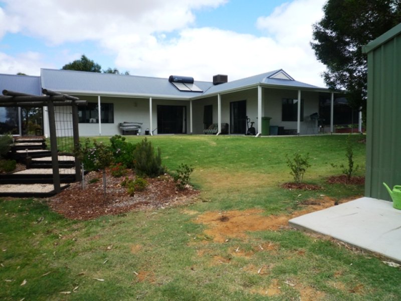83 Cheriton Road, Gingin, WA 6503 Property Details