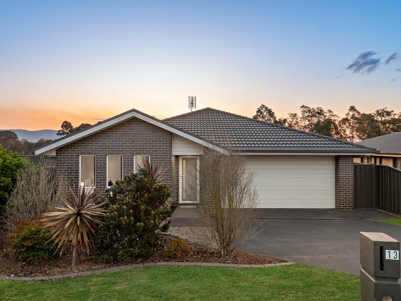 13 Hosking Place, Cessnock, NSW 2325 Property Details