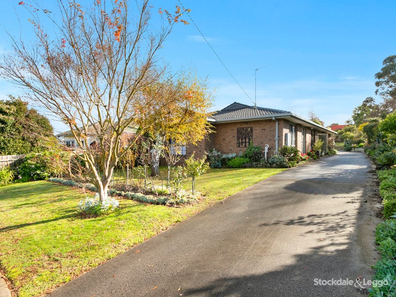 12 Young Street, Leongatha, Vic 3953 Property Details