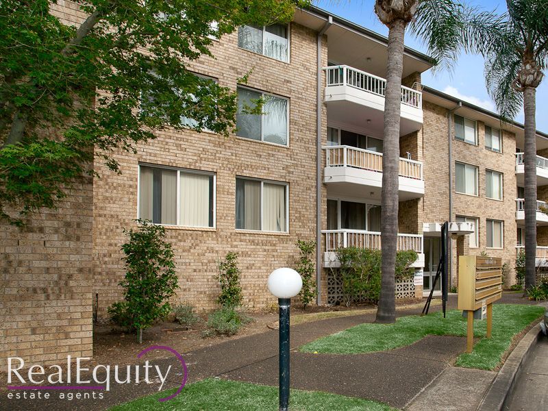 16/7 Mead Drive, Chipping Norton, NSW 2170