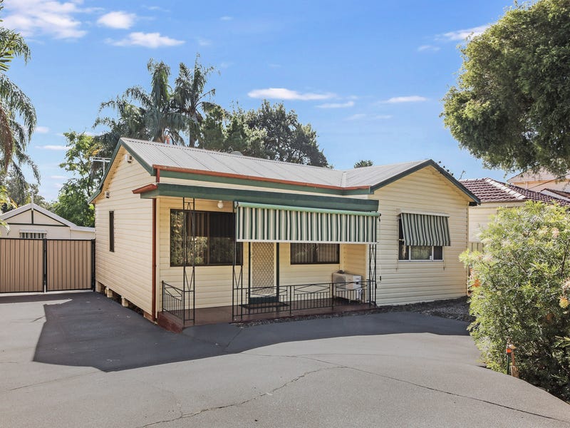 56 Henry Lawson Drive, Peakhurst, NSW 2210