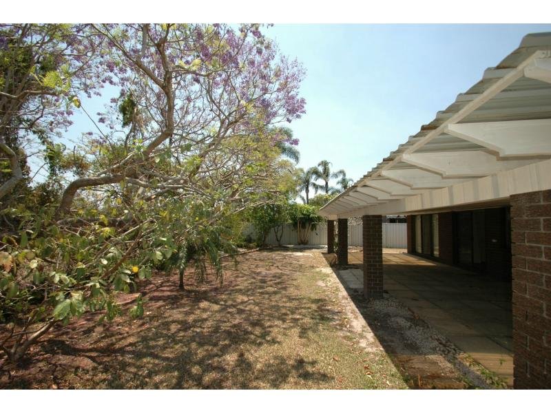 122 Barrier Reef Drive, Mermaid Waters, QLD 4218