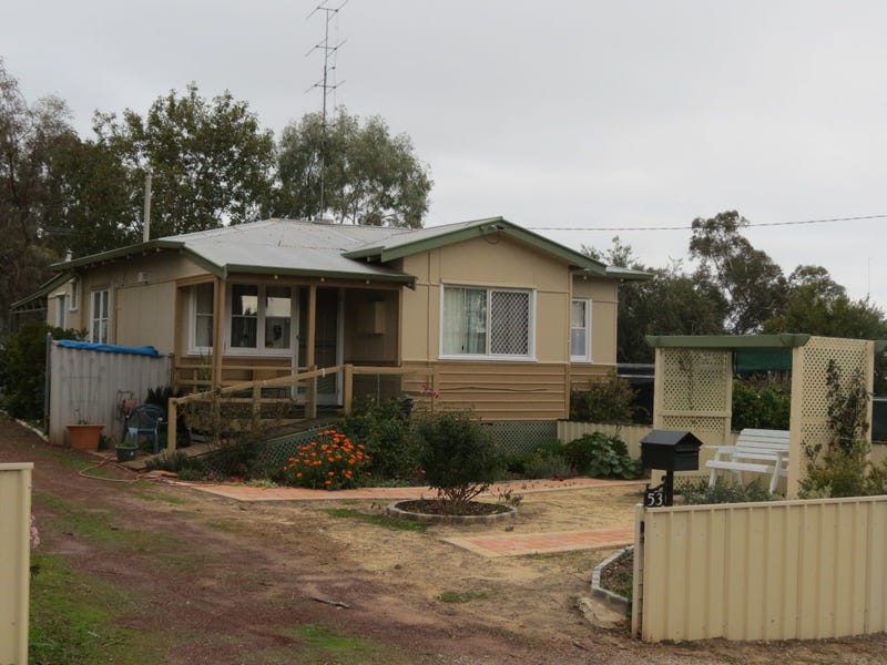 53 Lockyer Avenue, Northam, WA 6401 