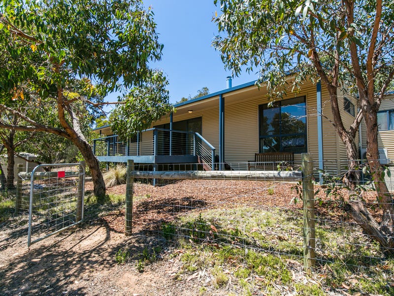 34 She Oak Crescent, Fairhaven, Vic 3231 Property Details