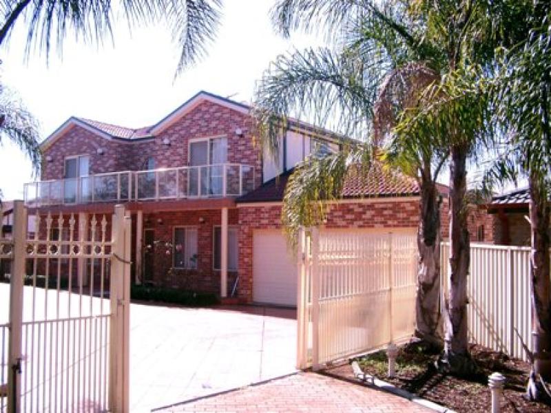 10 Walgett Close, Hinchinbrook, NSW 2168