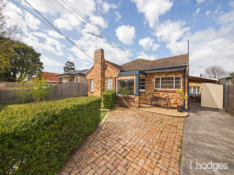 22 Evesham Road, Cheltenham, Vic 3192 Property Details