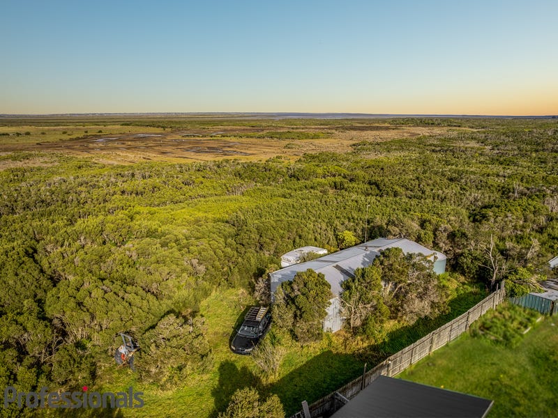 Real Estate & Property for Sale in Melton, VIC 3337 (+1 location) Pg