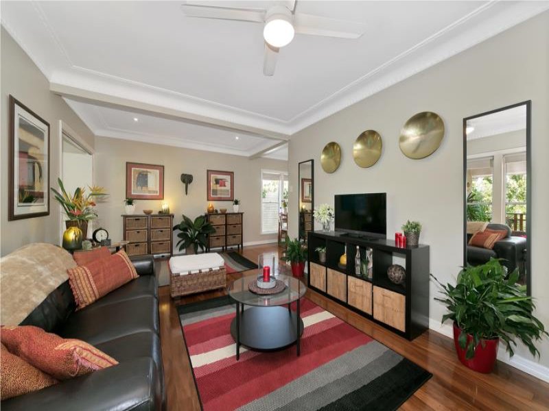 131 Agnew Street, Norman Park, QLD 4170