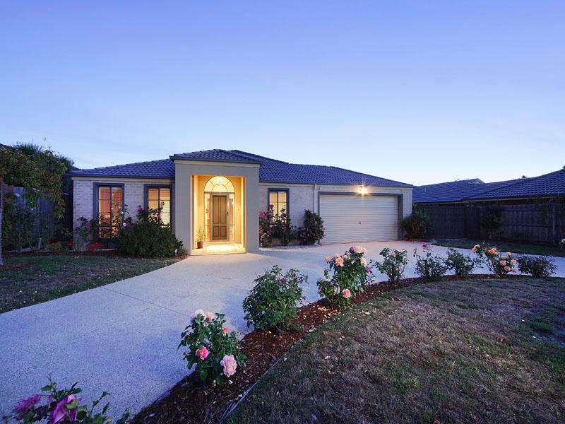 8 Serenity Way, Mornington, VIC 3931