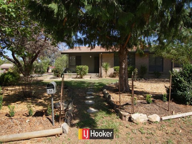 51 Daintree Cres, Kaleen, ACT 2617