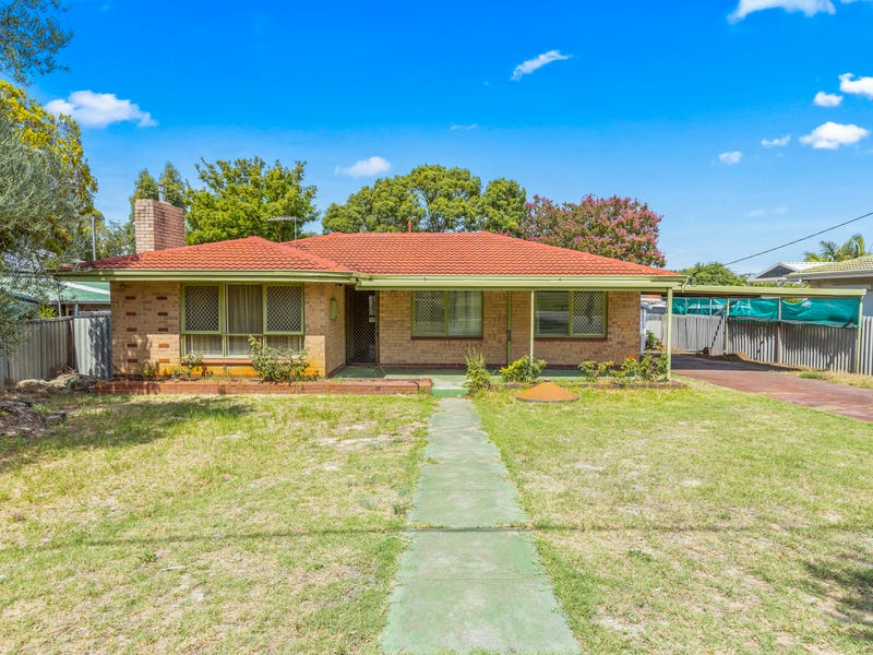 33 Connaught Street, Forrestfield, WA 6058