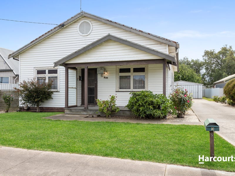 9 Myrtle Grove, North Shore, Vic 3214 House for Sale