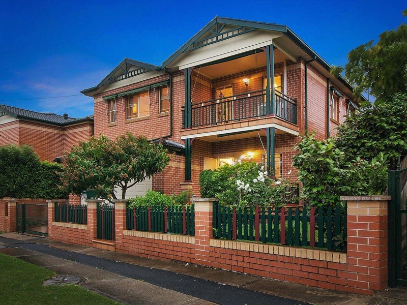 2A Lorking Street, Canterbury, NSW 2193 Property Details