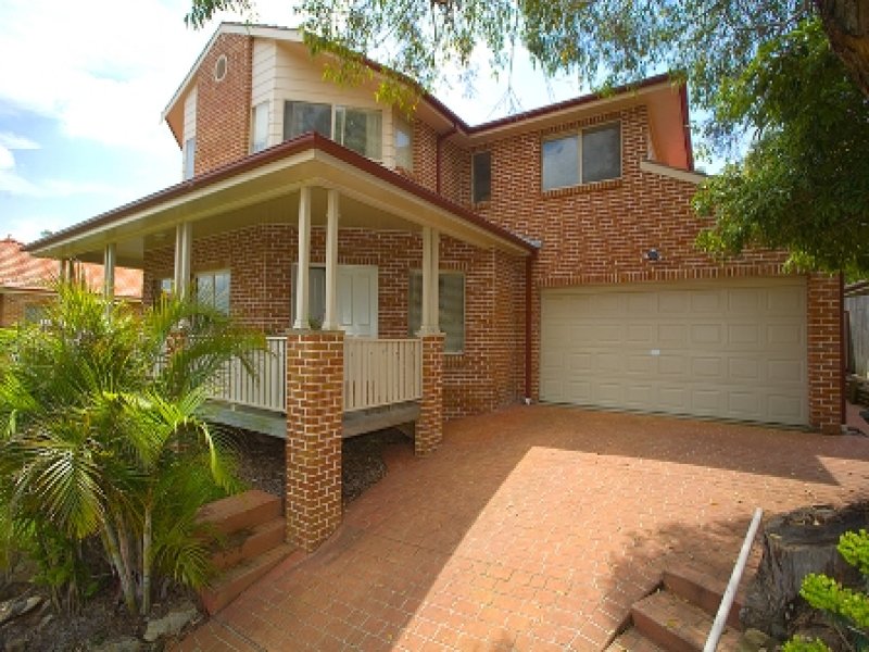 31 Moreton Road, Illawong, NSW 2234 Property Details