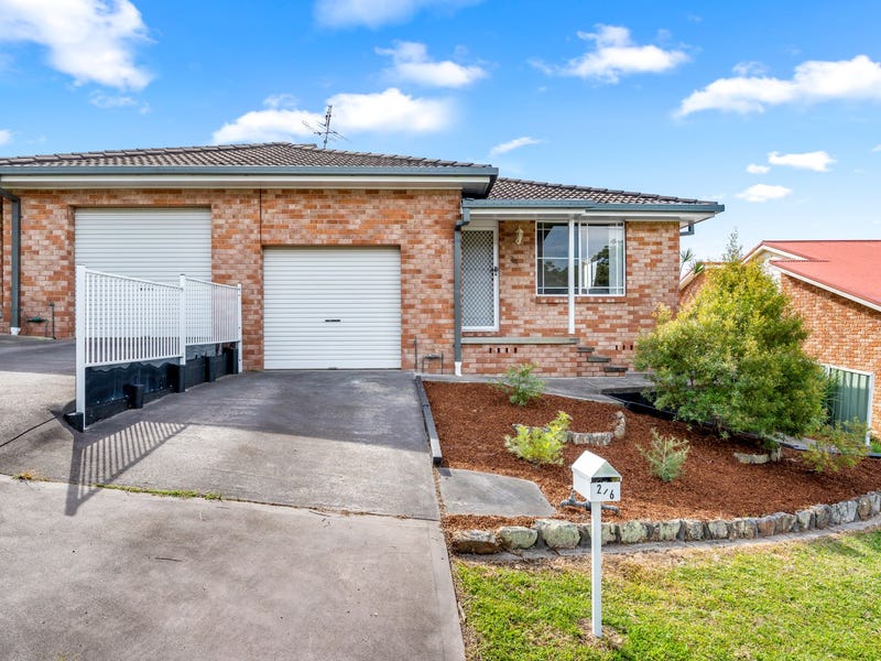 2/6 Gelfius Cres, Macquarie Hills, NSW 2285