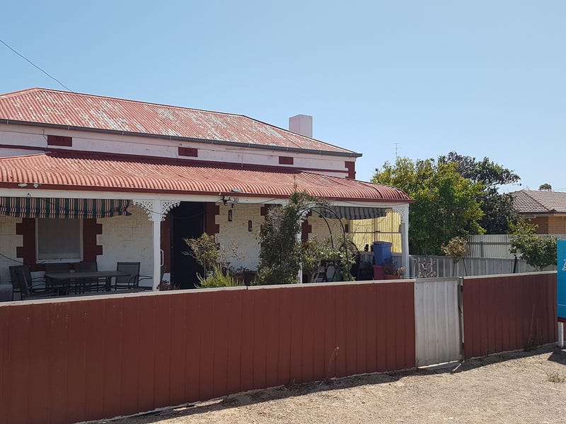 30 Charles Terrace, Wallaroo, SA 5556 Property Details