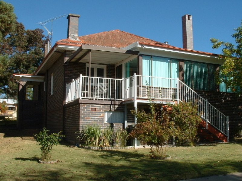 3 Bridge Street, Uralla, NSW 2358 Property Details