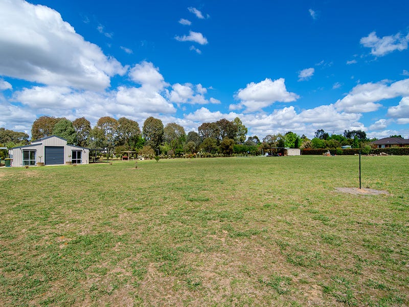 38 Leconfield Drive, Bombira, NSW 2850