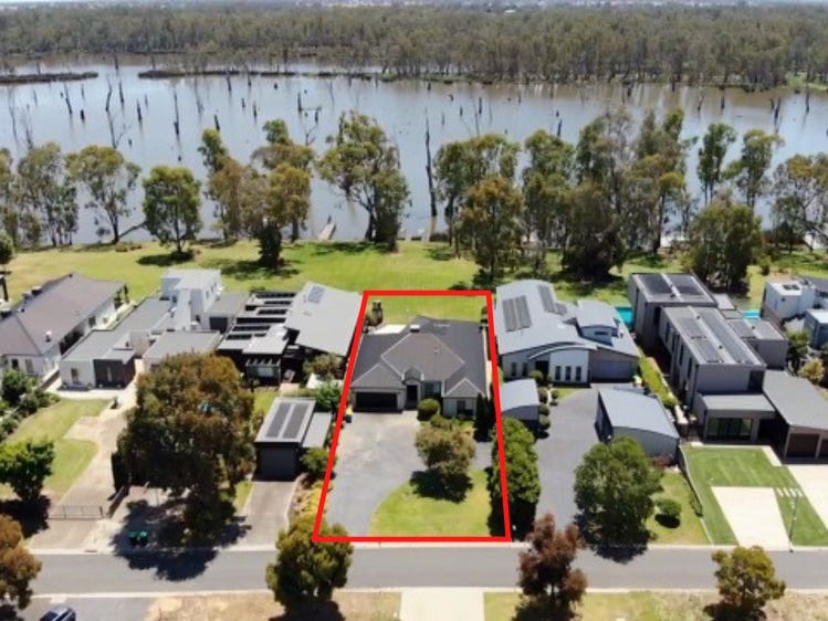 34 Lakeside Drive, Bundalong, Vic 3730 Property Details