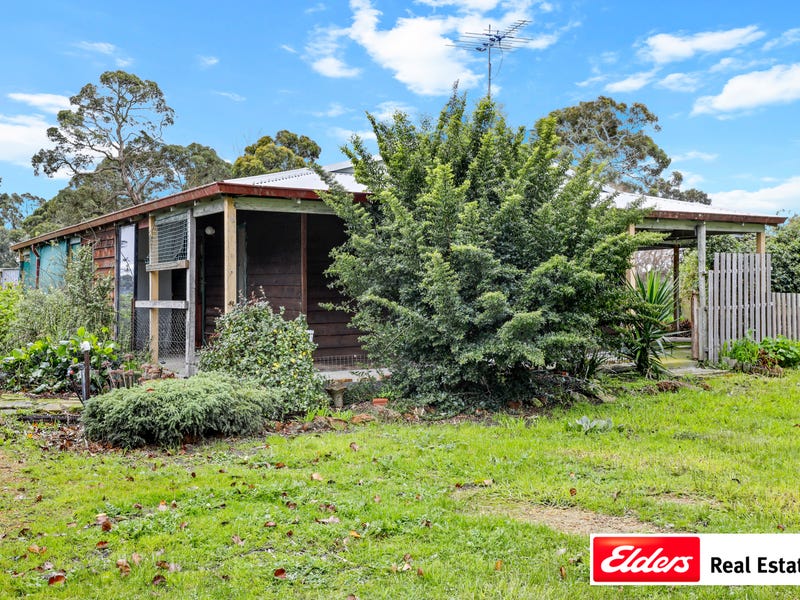 3004 Red Gum Pass Road, Kendenup, WA 6323 Property Details