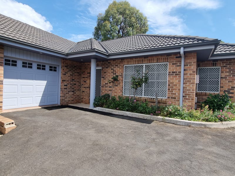 2/155 Galloway Street, Armidale, NSW 2350