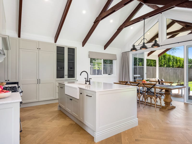 19 Carlisle Street, Bowral, NSW 2576 Property Details