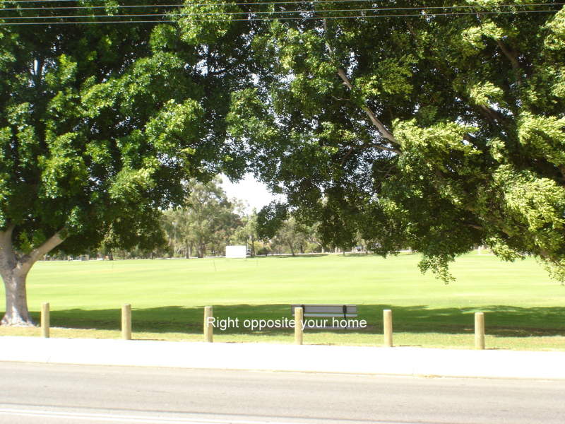 73 Kingsway, Madeley, WA 6065 Property Details