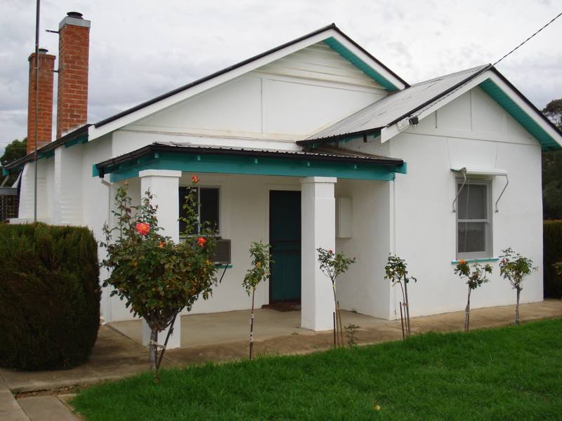 187 BROADWAY, Dunolly, Vic 3472 Property Details