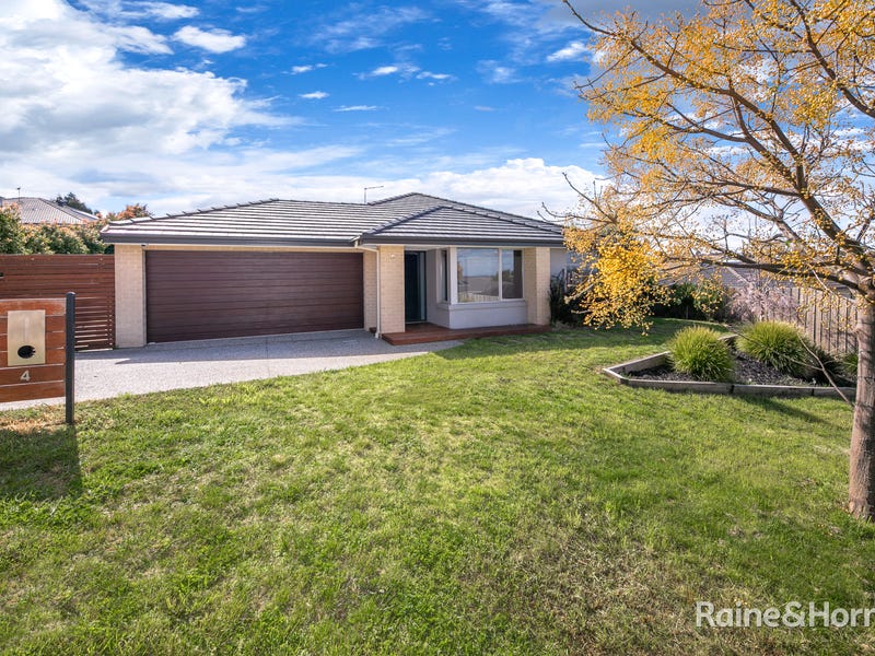 4 Broomfield Avenue, Sunbury, Vic 3429 Property Details