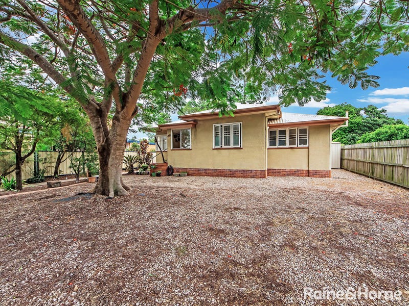 107A South Station Road, Silkstone, Qld 4304 Property Details