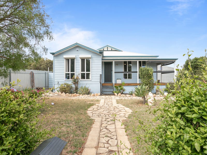 39 Cave Street, Goolwa Beach, SA 5214 House for Sale