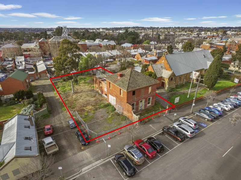 32 Forest Street, Bendigo, Vic 3550 Property Details