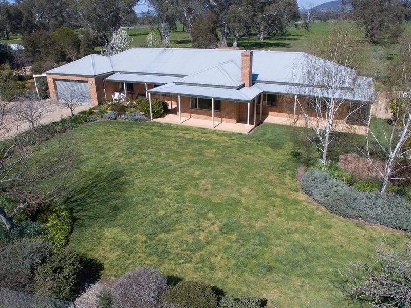 85 Dobson Road, Benalla, Vic 3672 Property Details