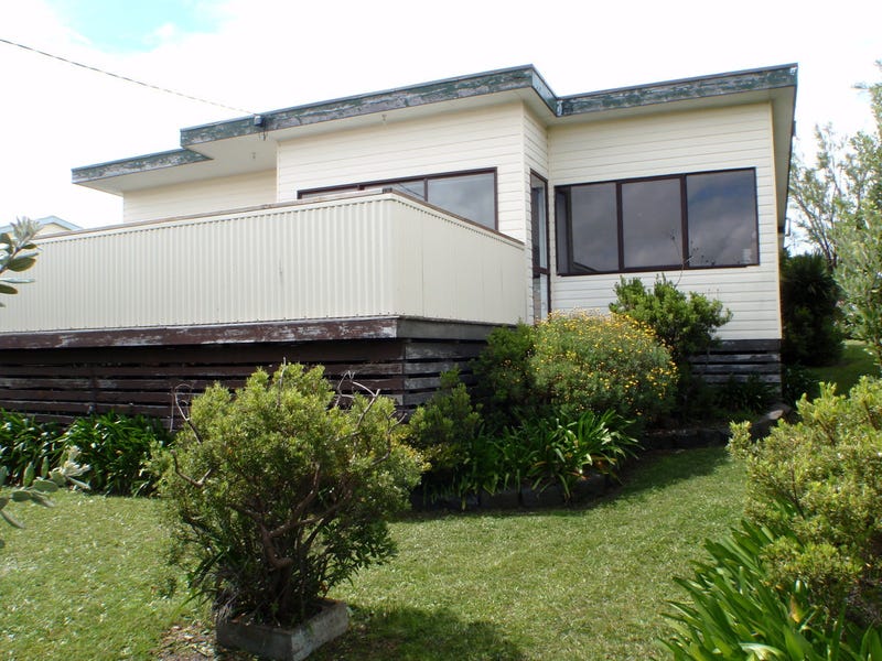 38 Hennessy Street, Port Campbell, VIC 3269